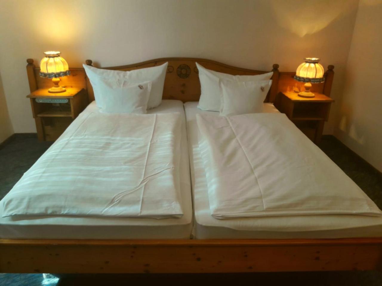 Hotel Zur Krone Bad Brückenau Buitenkant foto