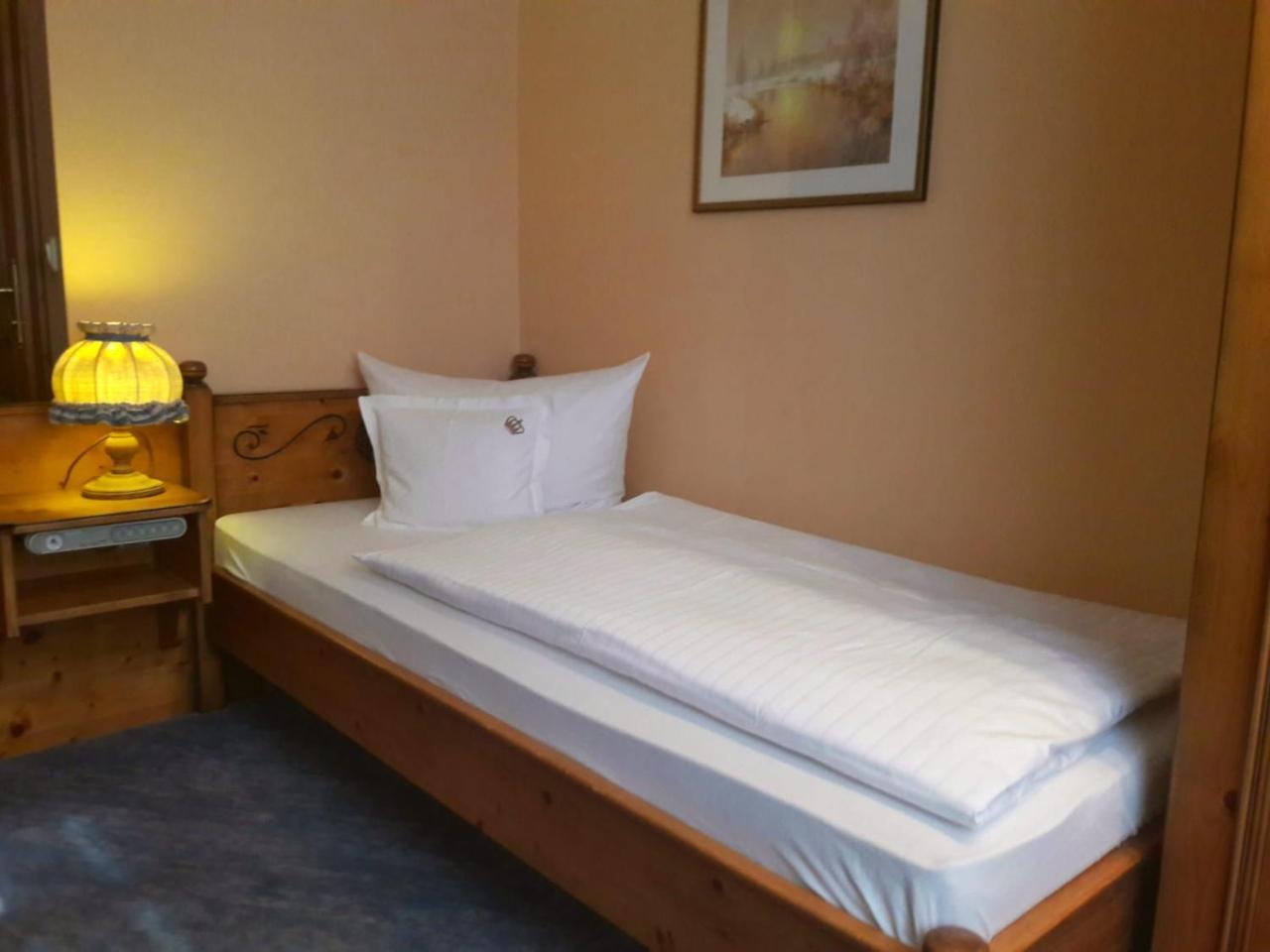 Hotel Zur Krone Bad Brückenau Buitenkant foto