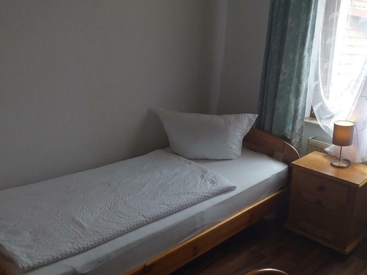 Hotel Zur Krone Bad Brückenau Buitenkant foto