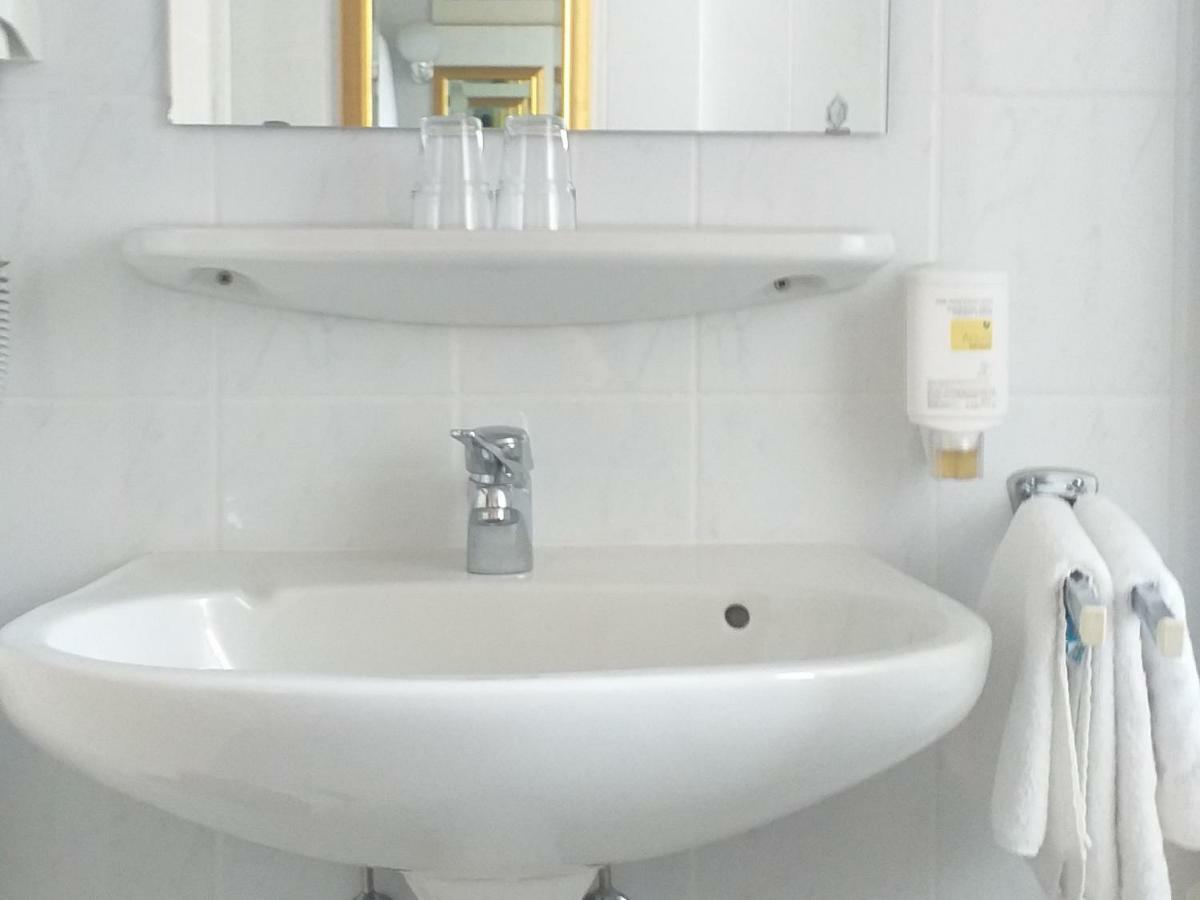 Hotel Zur Krone Bad Brückenau Buitenkant foto